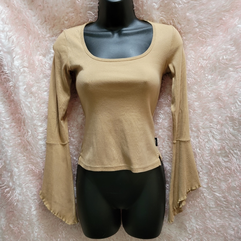 Guess sz M tan